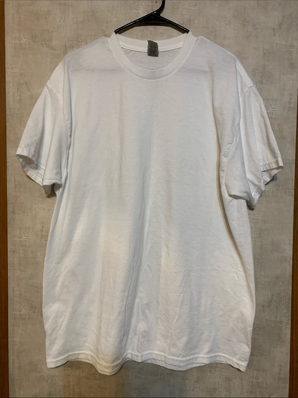 Gildan Plain White Short Sleeve Crew Tee bundle